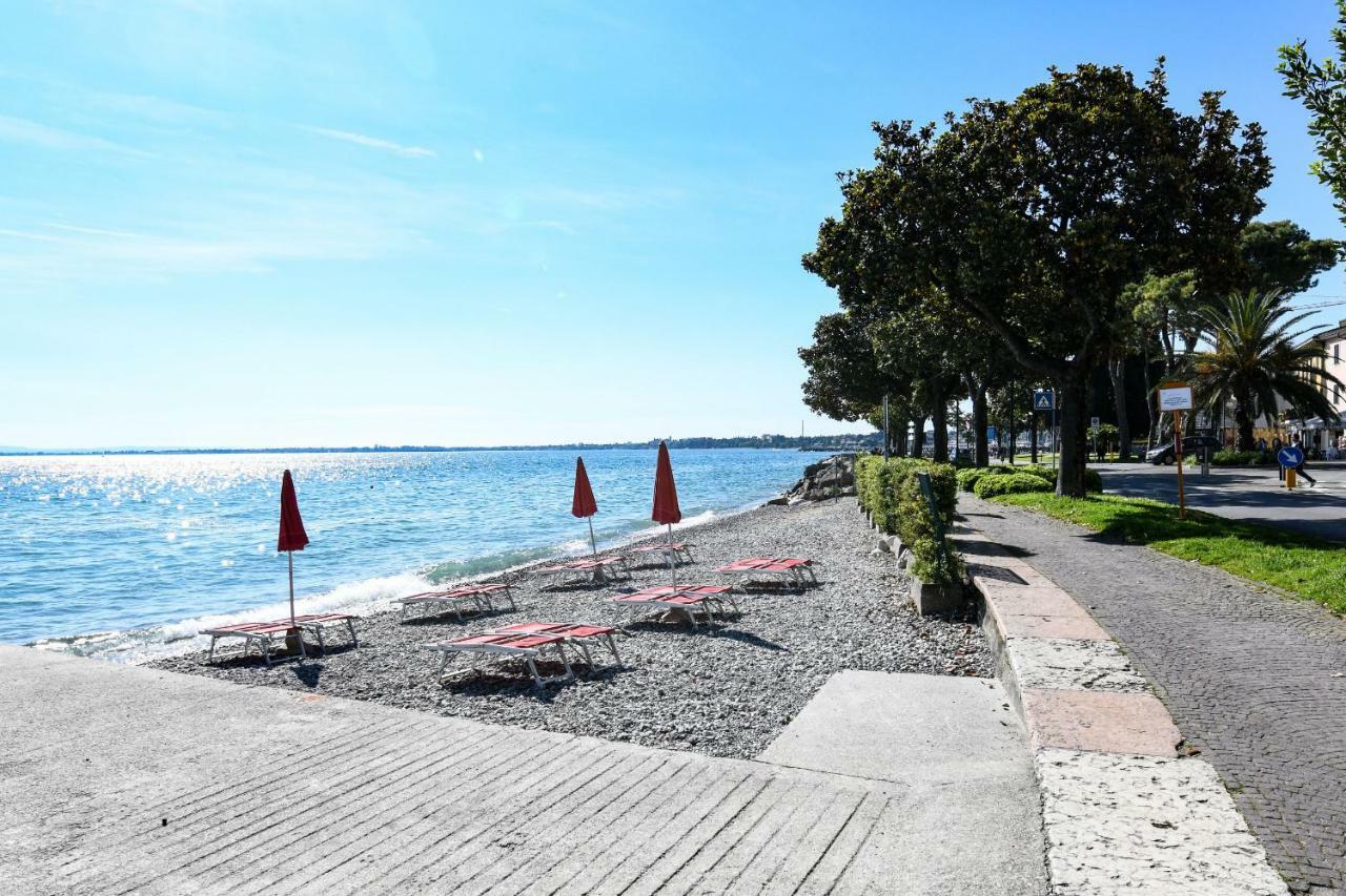 Apartment Desenzano Desenzano del Garda